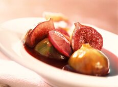 Figs in red wine