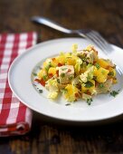 Pikanter Truthahn-Mango-Salat
