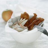 Chicken wings with coleslaw