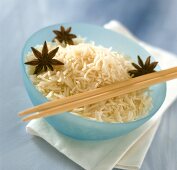Gekochter Reis mit Sternanis