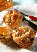 Muffins alla milanese (panettone muffins, Italy)