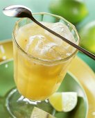 Green tea with peach and limes