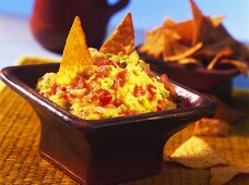 Sweetcorn dip with tomatoes and tortilla chips