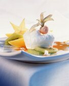 Meringue with exotic fruit