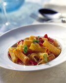 Rigatoni with creamed pepper sauce