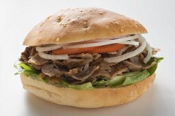 Döner sandwich with onions and tomatoes