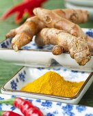 Turmeric (roots and powder)