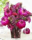 Vase of summer flowers in pink