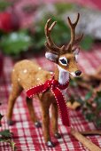 Stag with bow (Christmas decoration)