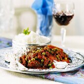 Meat stew with peas and coriander (Lebanon)