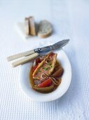 Fischfilet auf Tomaten-Vanille-Gemüse