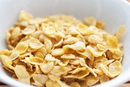 Cornflakes in bowl