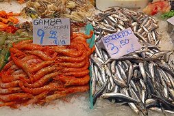 Prawns and sardines on a market stall (Mercat de St. Josep (Boqueria), Las Ramblas, Barcelona, Spain)