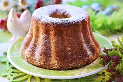Ring cake with icing sugar for Easter