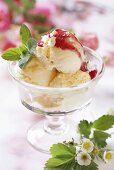 Vanilla ice cream with spicy strawberry sauce