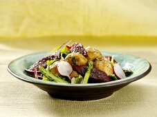 Vegetable salad with beetroot, potatoes and asparagus