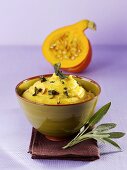 Mashed potato with pumpkin and sage