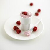 Raspberry yoghurt and fresh raspberries