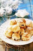 Puff pastries with mushroom filling