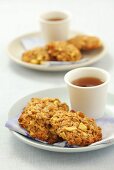 Oat cakes with apples for tea