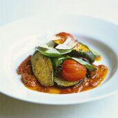 Ratatouille mit Basilikum und Parmesan