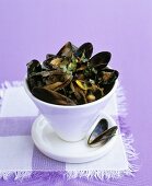 Mussels with coconut milk, chilli and coriander