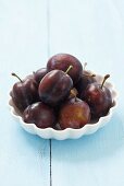 Cacanska lepotica plums in a bowl