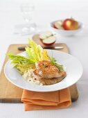 Pointed cabbage with an apple-horseradish sauce