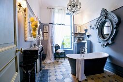 Bathroom in Château de la Verrerie (France)