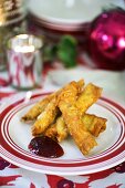 Deep-fried vegetable spring rolls