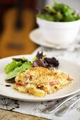 Macaroni gratin with bacon