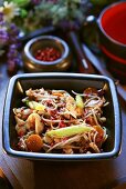 Japanese-style chicken with sprouts and mushrooms