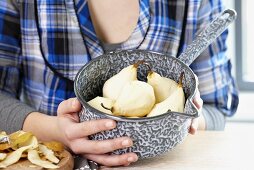 Peeled pears