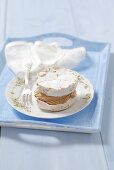 A meringue tart with coffee cream