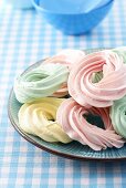 Meringue rings