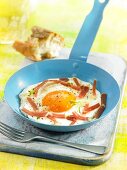Fried egg with ham (Spain)