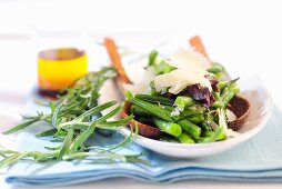 Bean salad with Parmesan