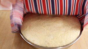 Pre-risen yeast dough