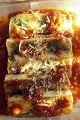 Tofu mit Parmesan (ungebacken) und Tomatensauce