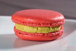 Rose macaroon with pistachio cream