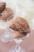 Mousse au chocolat in two glasses