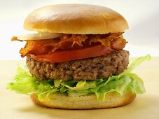 Hamburger mit Bacon
