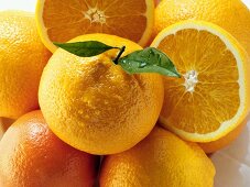 Oranges and orange halves