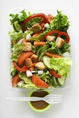 Salad leaves with vegetables, croutons & dressing to take away