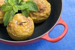 Baked apples in roasting dish