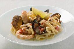 Linguine with seafood