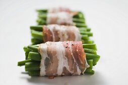 Bacon-wrapped green beans