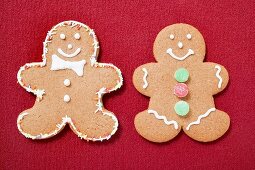 Two decorated gingerbread men