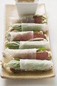 Rice paper rolls filled with beef and mushrooms (Asia)