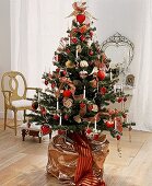 Weihnachtsbaum mit Herzen 